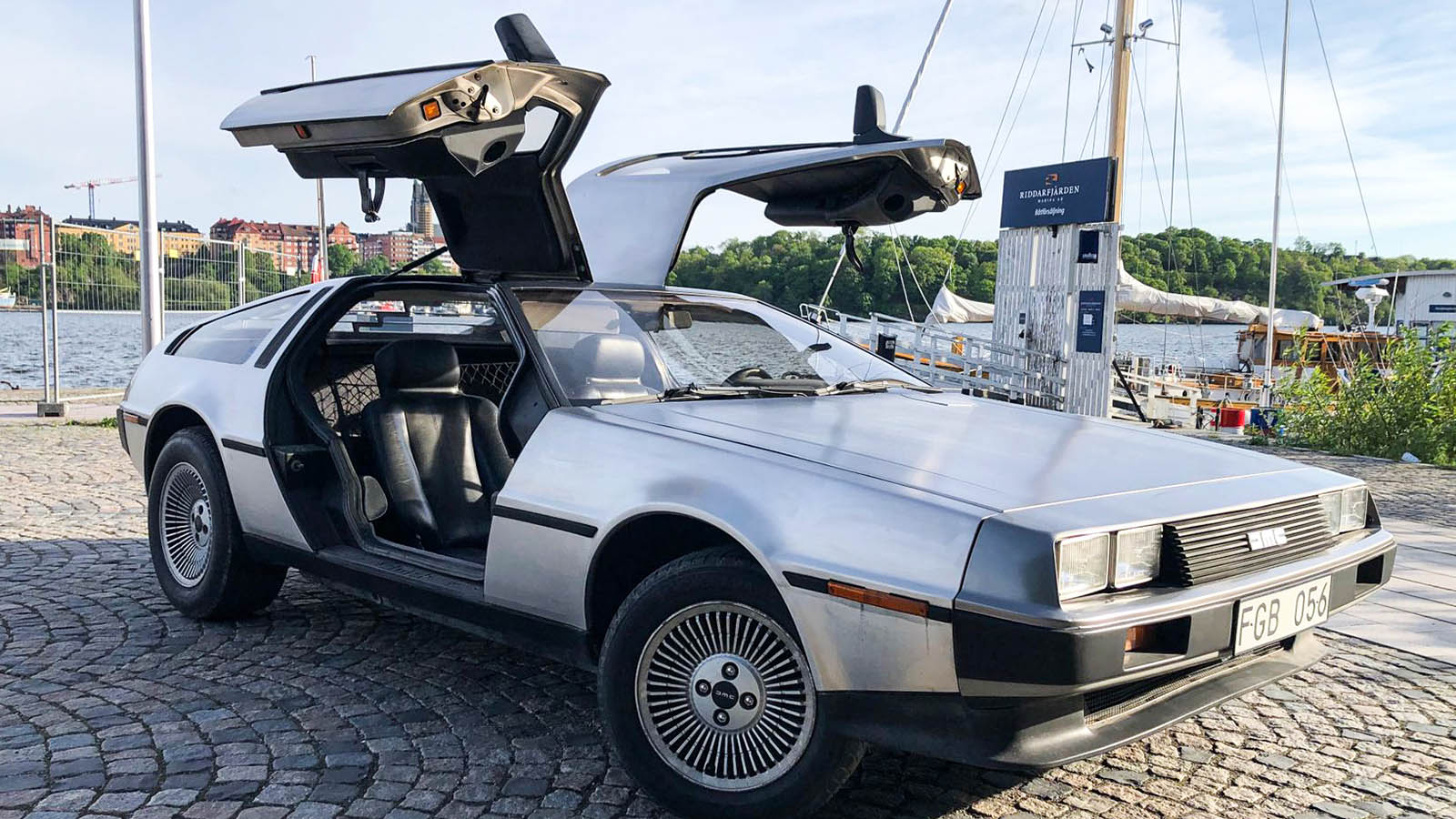 Äkta DeLorean säljs i Sverige: Väcker enorm uppmärksamhet