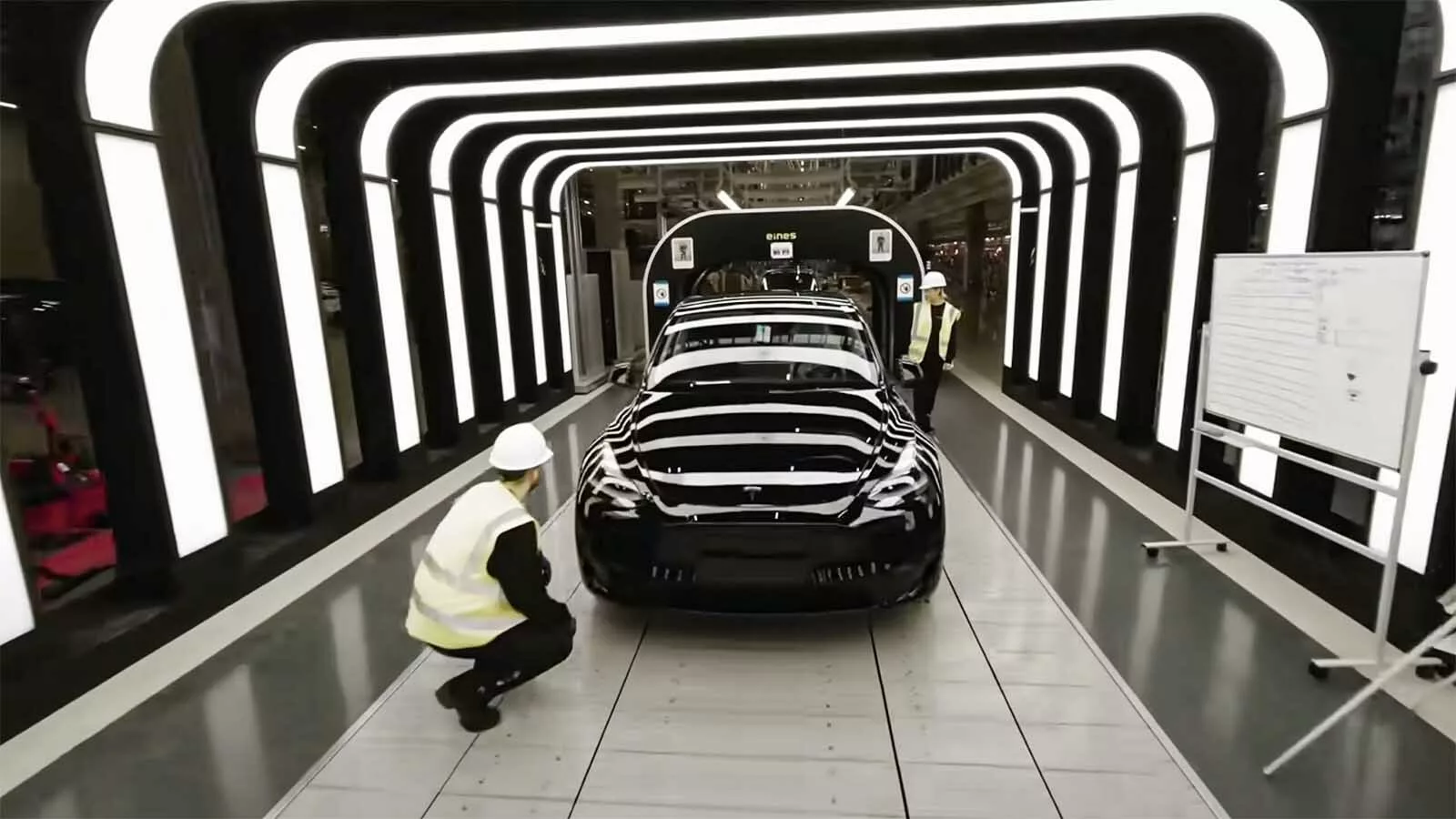 Därför tvingas Tesla bromsa produktionen i Europa | Carup.se