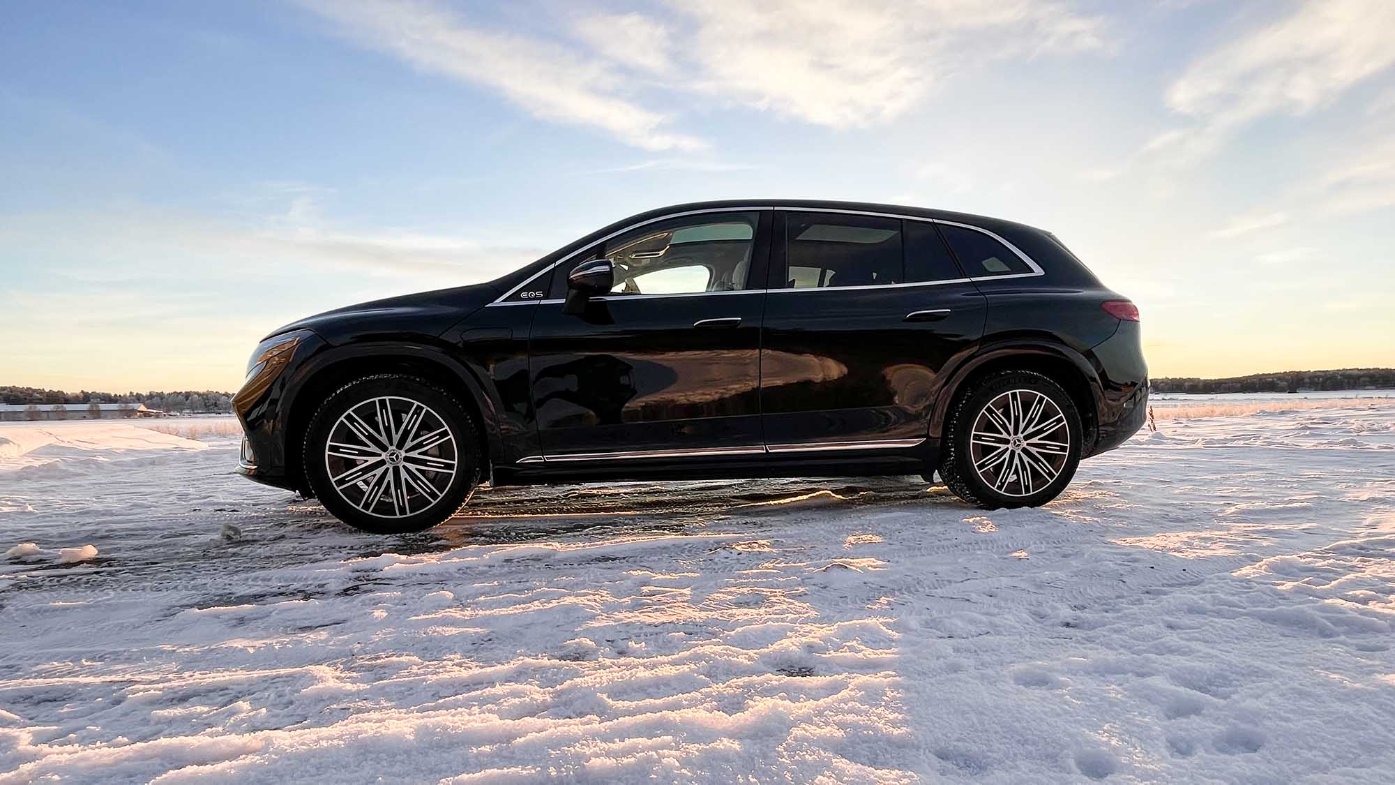Test Mercedes EQS SUV – så bra är lyxiga elbilen | Carup.se
