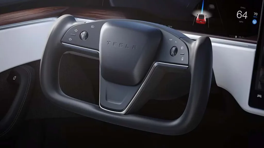 Nu tar Tesla bort yoke-ratten nästan helt