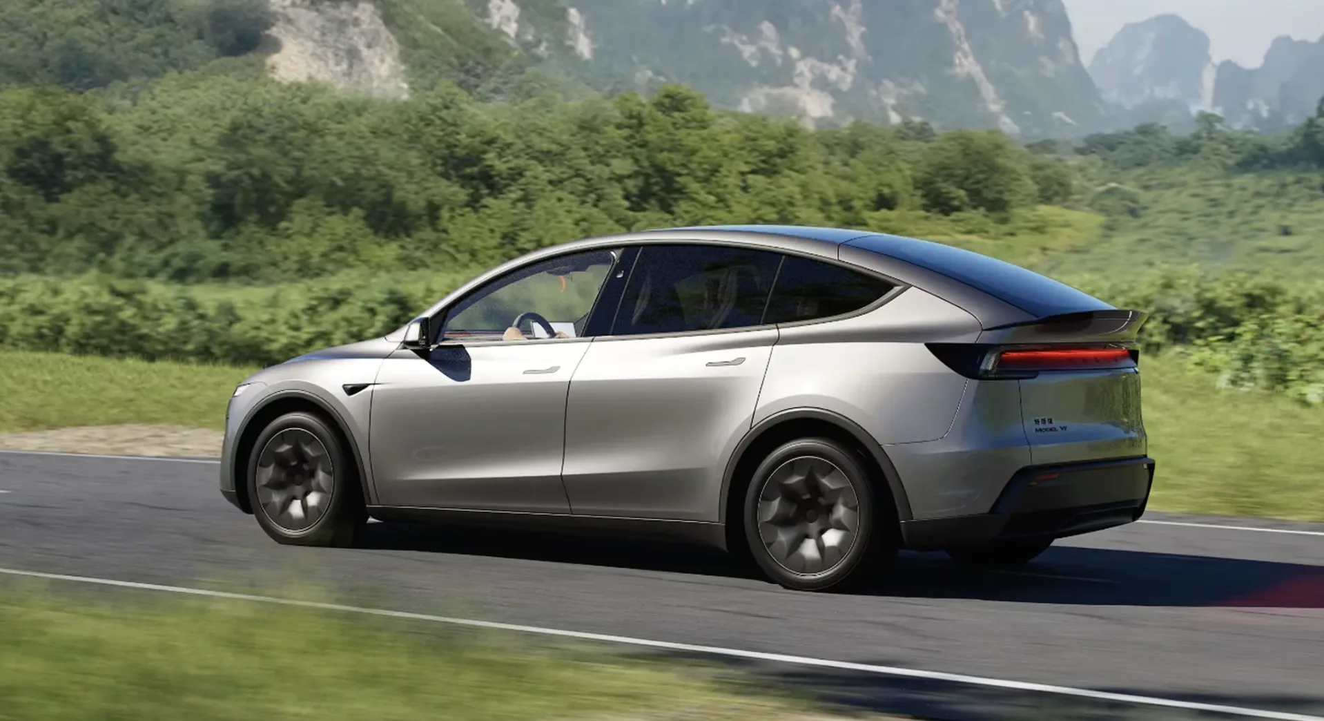 Förlängd Tesla Model Y på väg till Sverige
