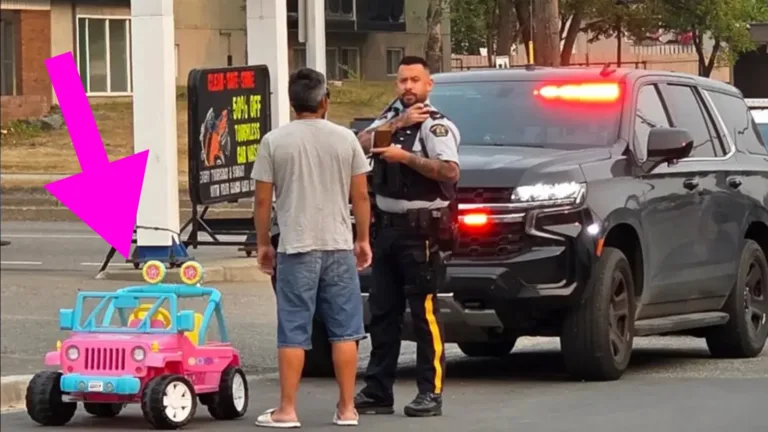 Polis leksaksbil jeep
