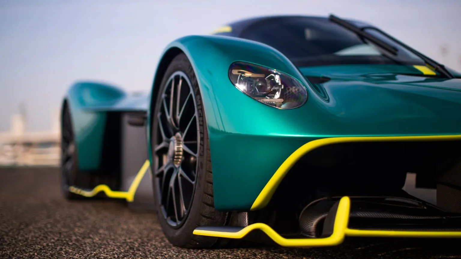 Aston Martin Valkyrie