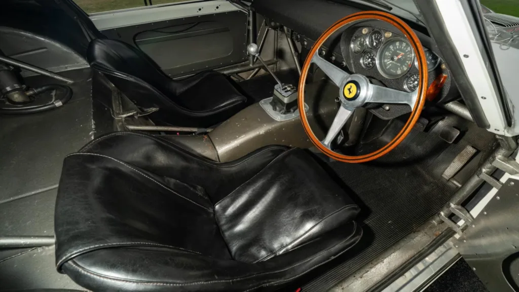 Ferrari 250 GTO interiör