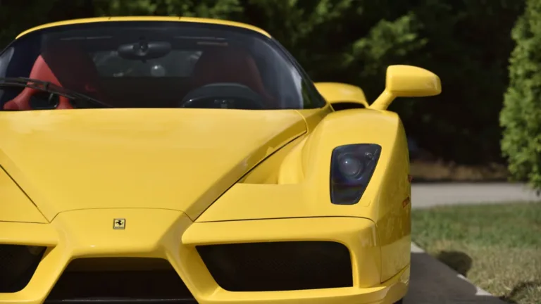 Ferrar Enzo
