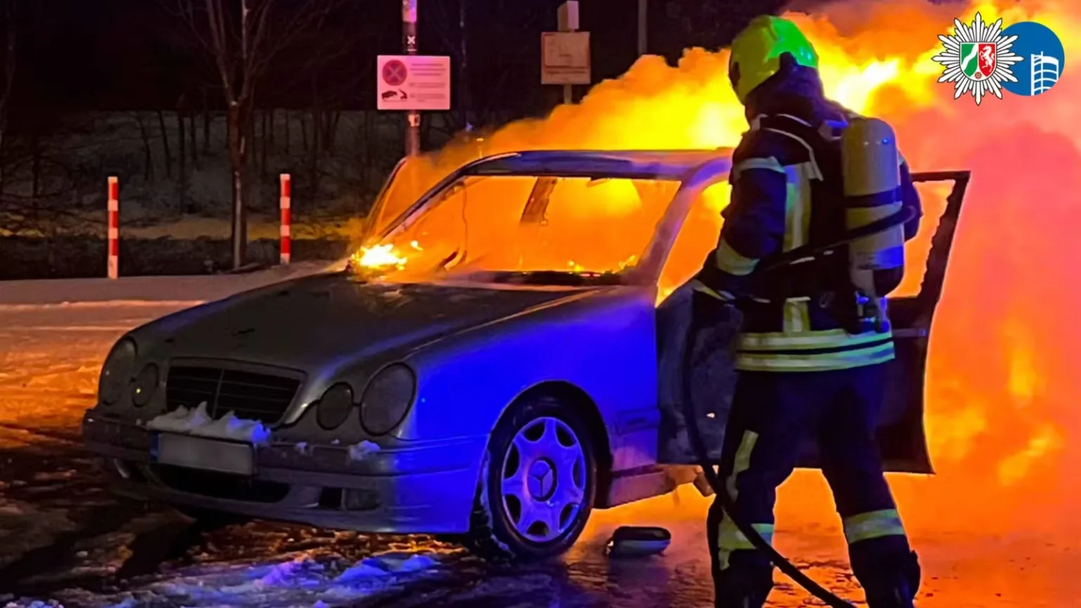 Mercedes benz brand bensinstation