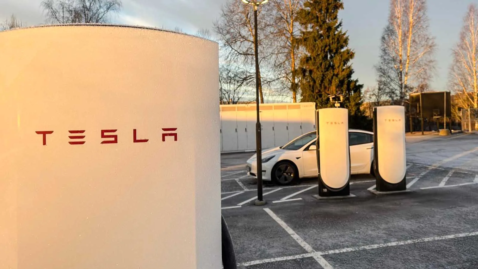 Tesla rundar strejken