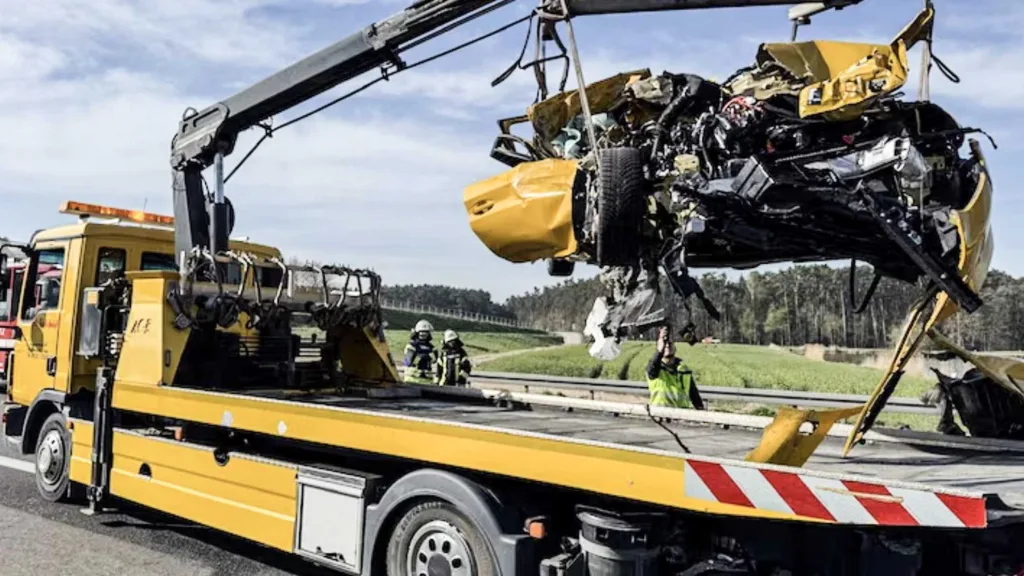 Bärgning av elbil kostade bilägare 220 000 kr