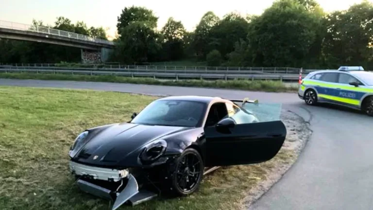 Porsche övergiven
