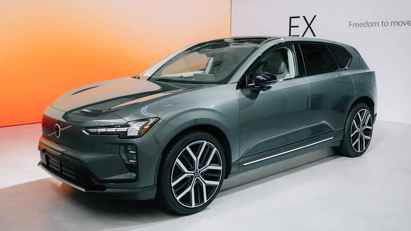 Så mycket billigare blir elbilen Volvo EX60 i USA