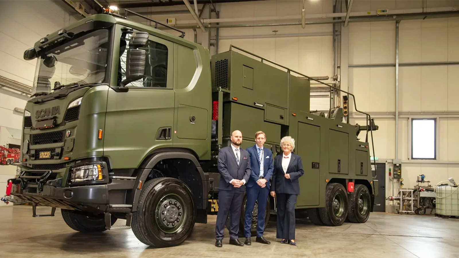 45 supertunga Scania-bärgningsbilar levereras till Försvarsmakten – väger 34 ton och klarar alla hjulfordon