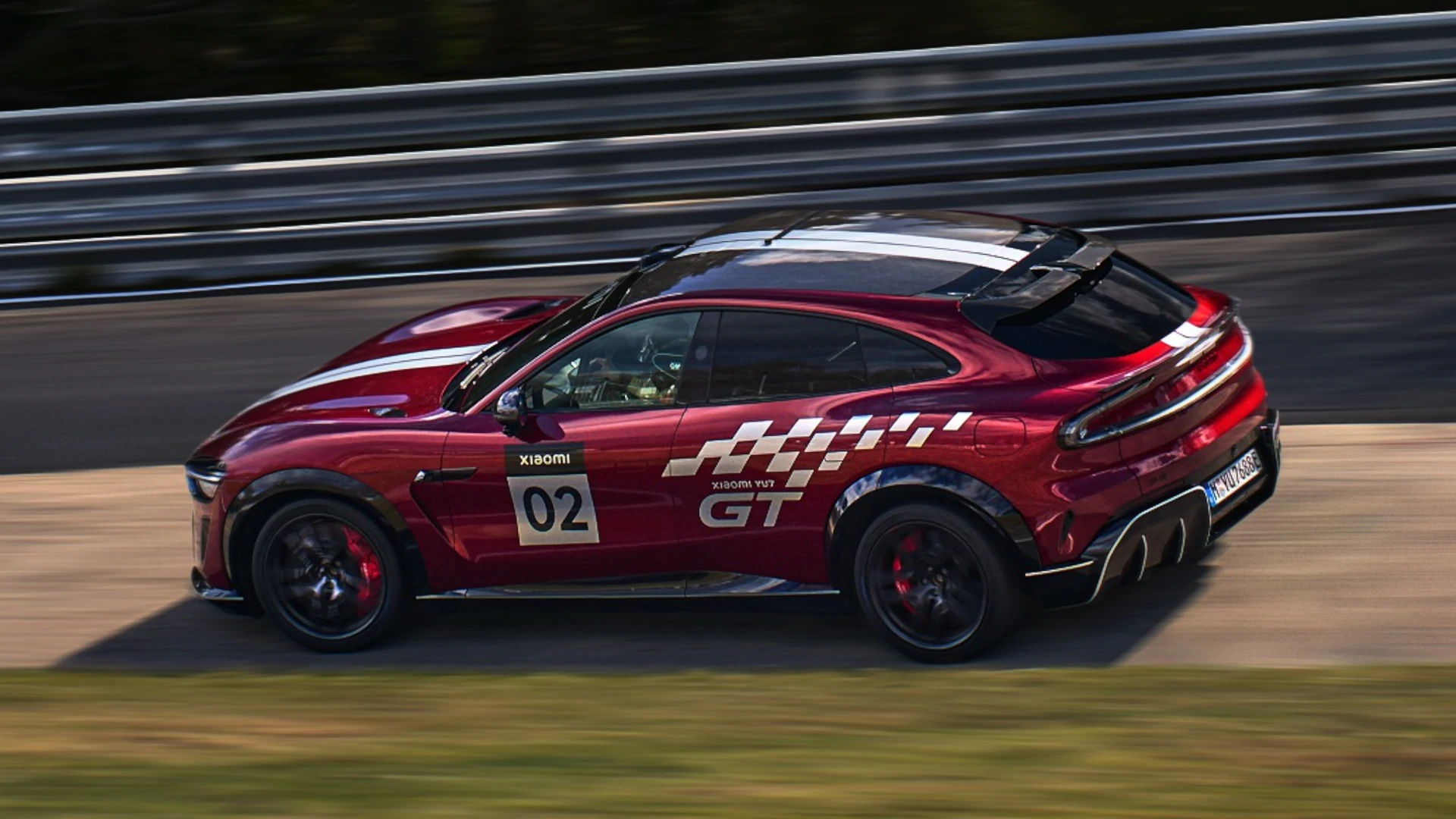 Här slår Xiaomis elbil rekord på Nürburgring