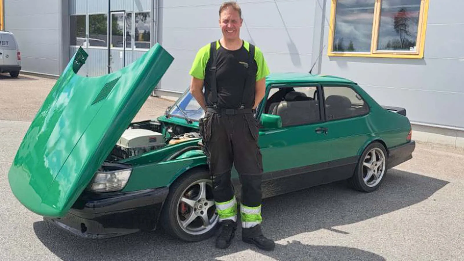 Så byggde han om sin Saab till elbil
