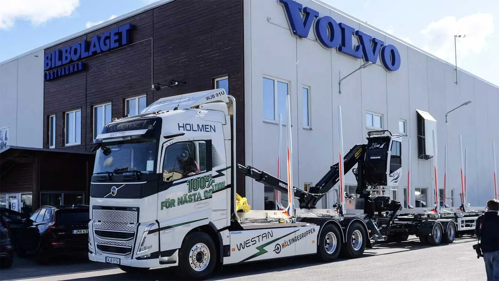 De blev först i världen med Volvos elektriska timmerbil