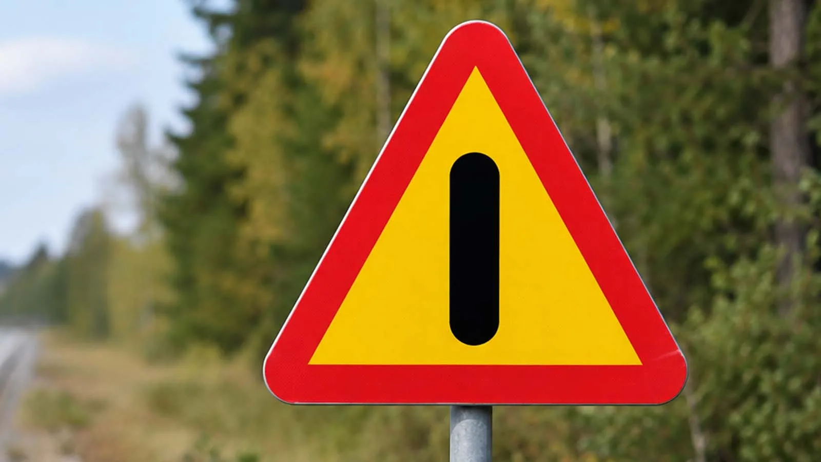 Svenskt vägmärke förvirrar många bilförare | Carup.se